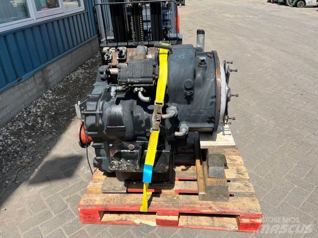  DANA 15. 5HR36415-5 Transmission