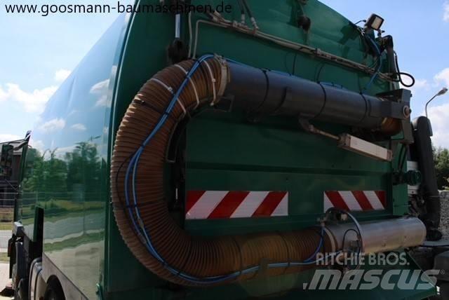 MAN M32 Sweeper trucks