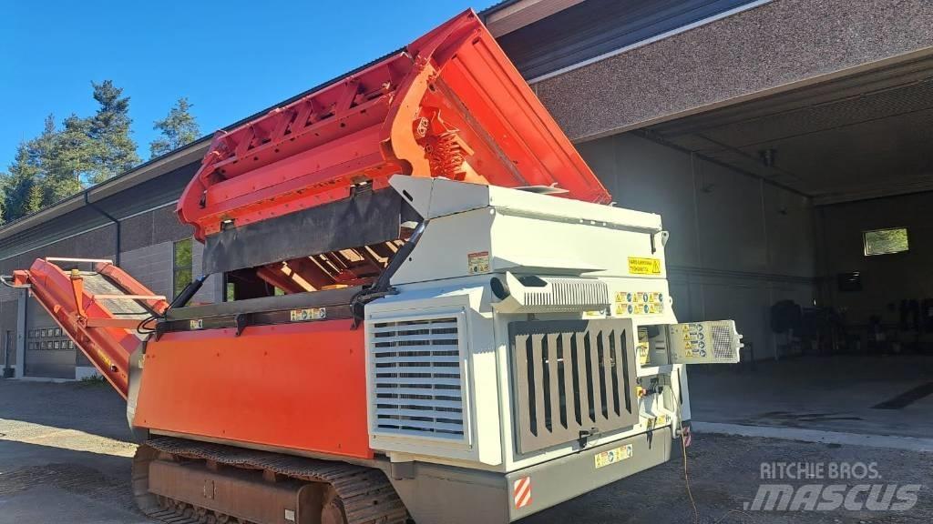 Sandvik QE 141 Mobile screeners
