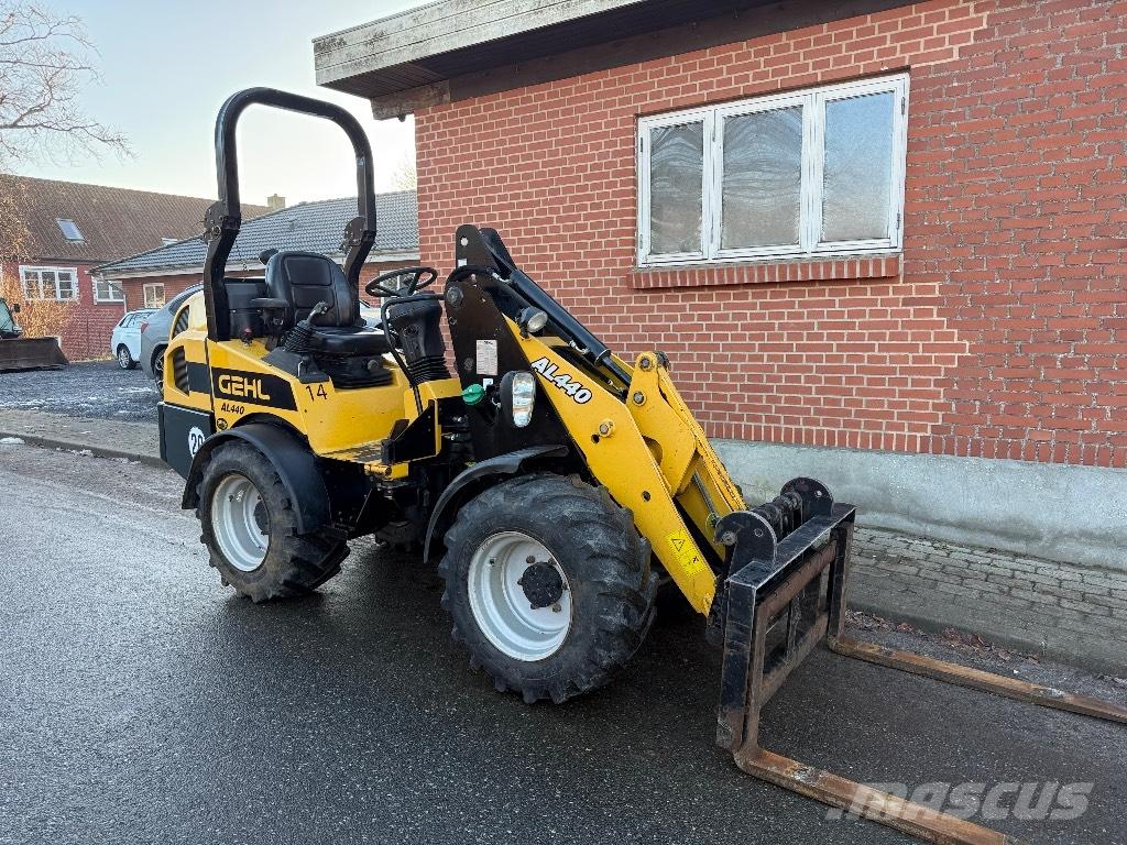 Gehl AL 440 Mini loaders