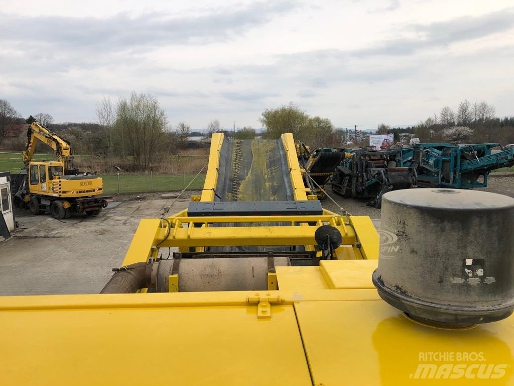 Keestrack B5 (GIOVE) Mobile crushers