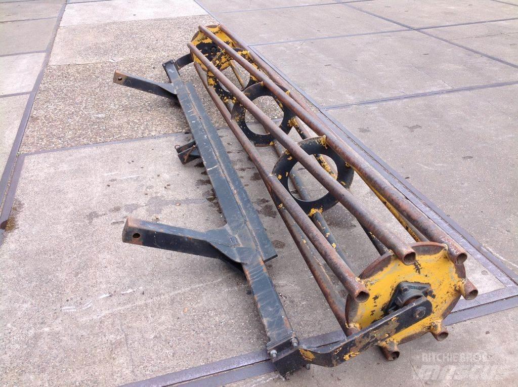  Onbekend - Power harrows and rototillers