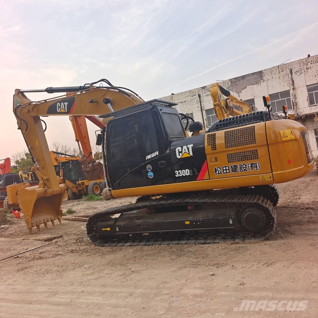CAT 324 D2L Crawler excavators