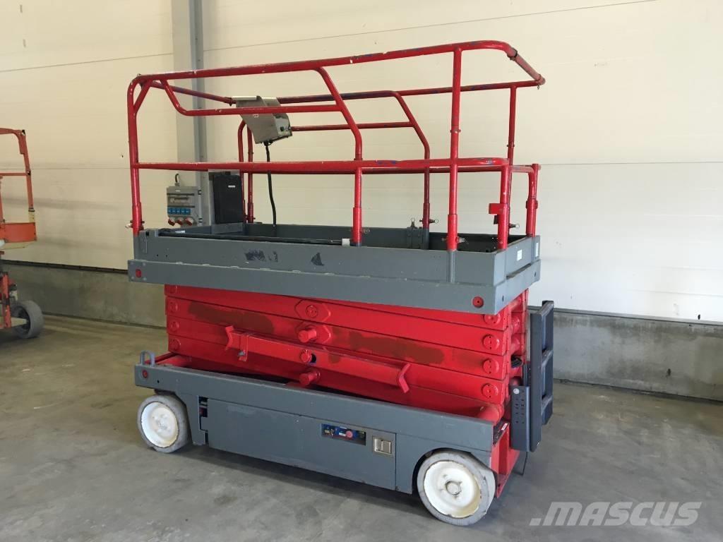 UpRight Saxlift X32N Trailer mounted aerial platforms