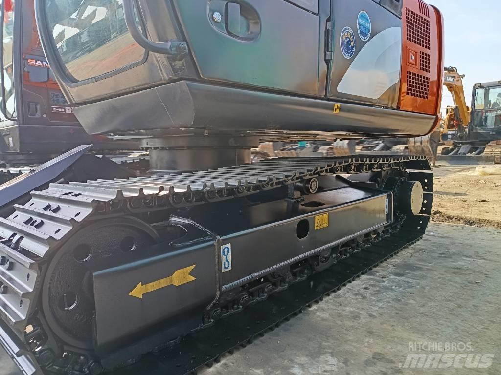 Hitachi ZX 70 Midi excavators  7t - 12t