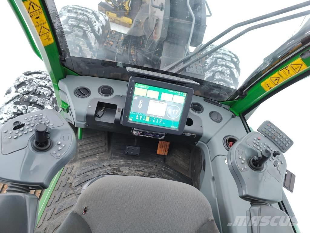 John Deere 1270 G Harvesters