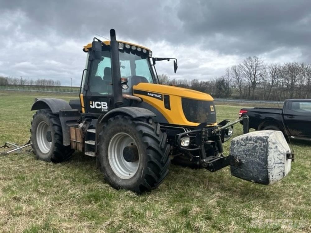 JCB Fastrac 2155 Tractors