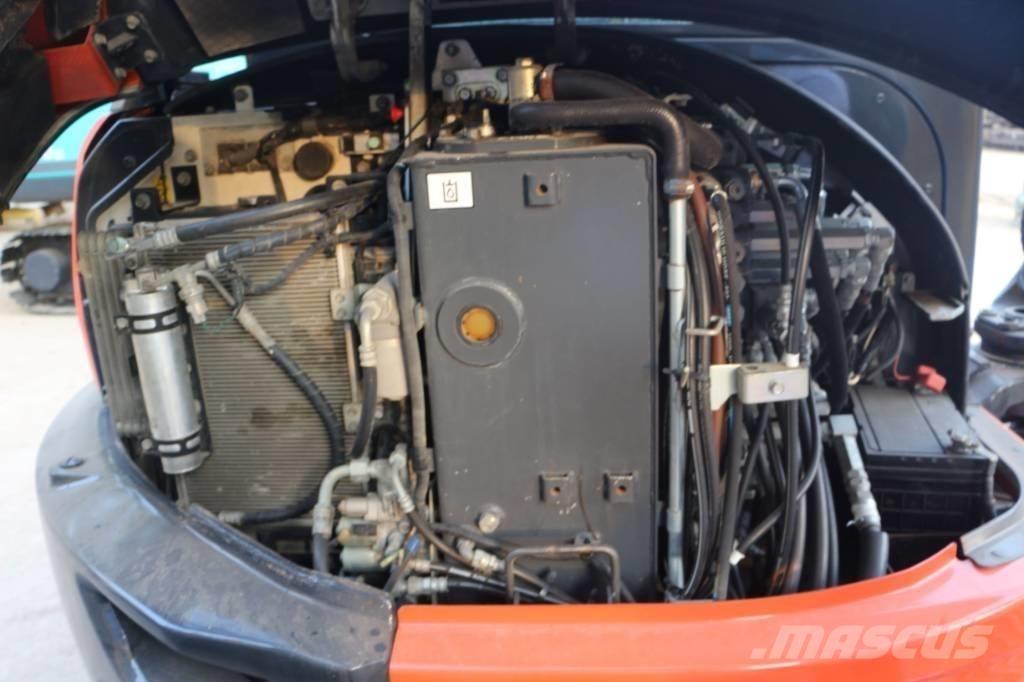 Kubota KX 163 Crawler excavators