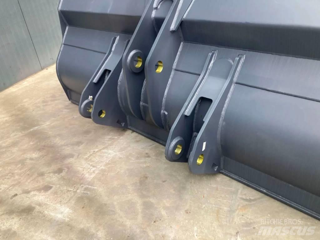 Volvo L90G Buckets