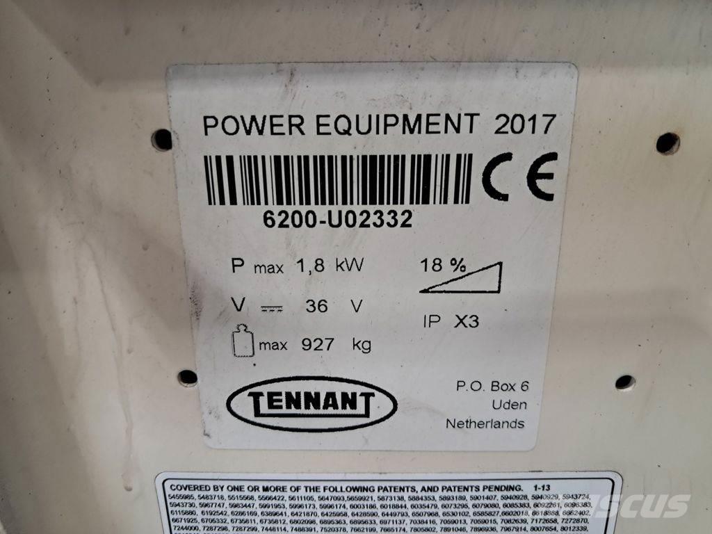 Tennant 6200 Sweepers