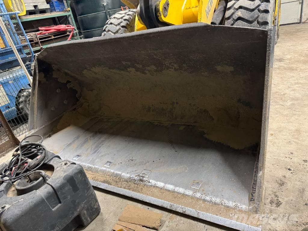 New Holland W 190 B Wheel loaders