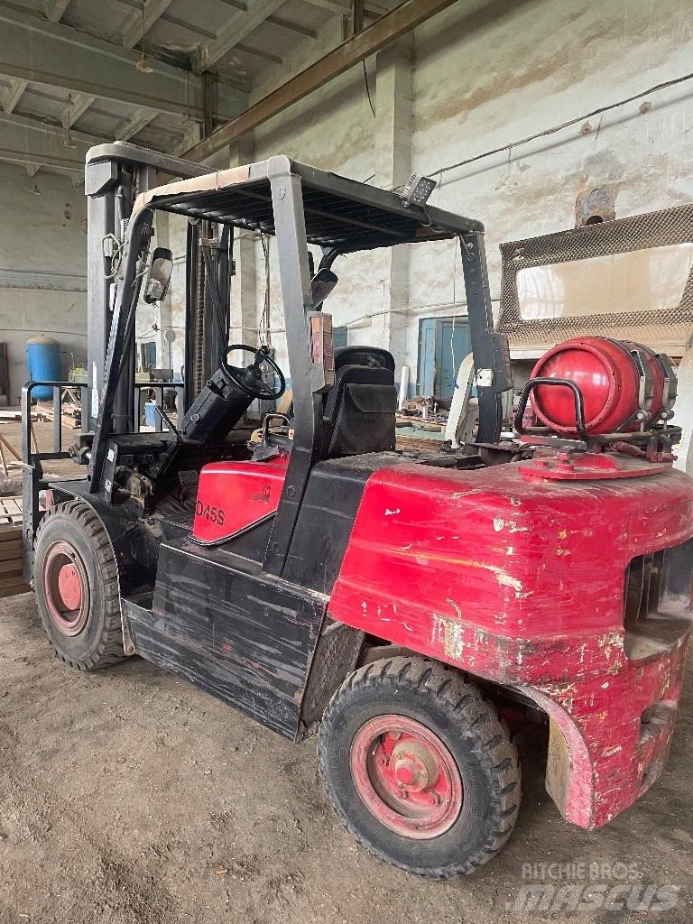 Doosan D 45 S-7 Material Handling - Others