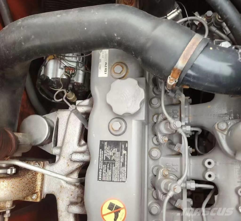 Hitachi 135 US-6 Crawler excavators