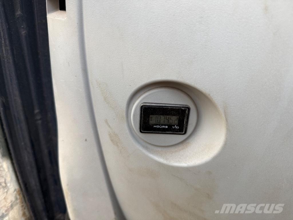 Kobelco SK 75 SR Midi excavators  7t - 12t