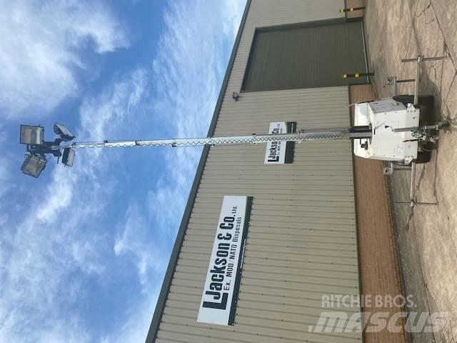 SMC TL90 Light towers
