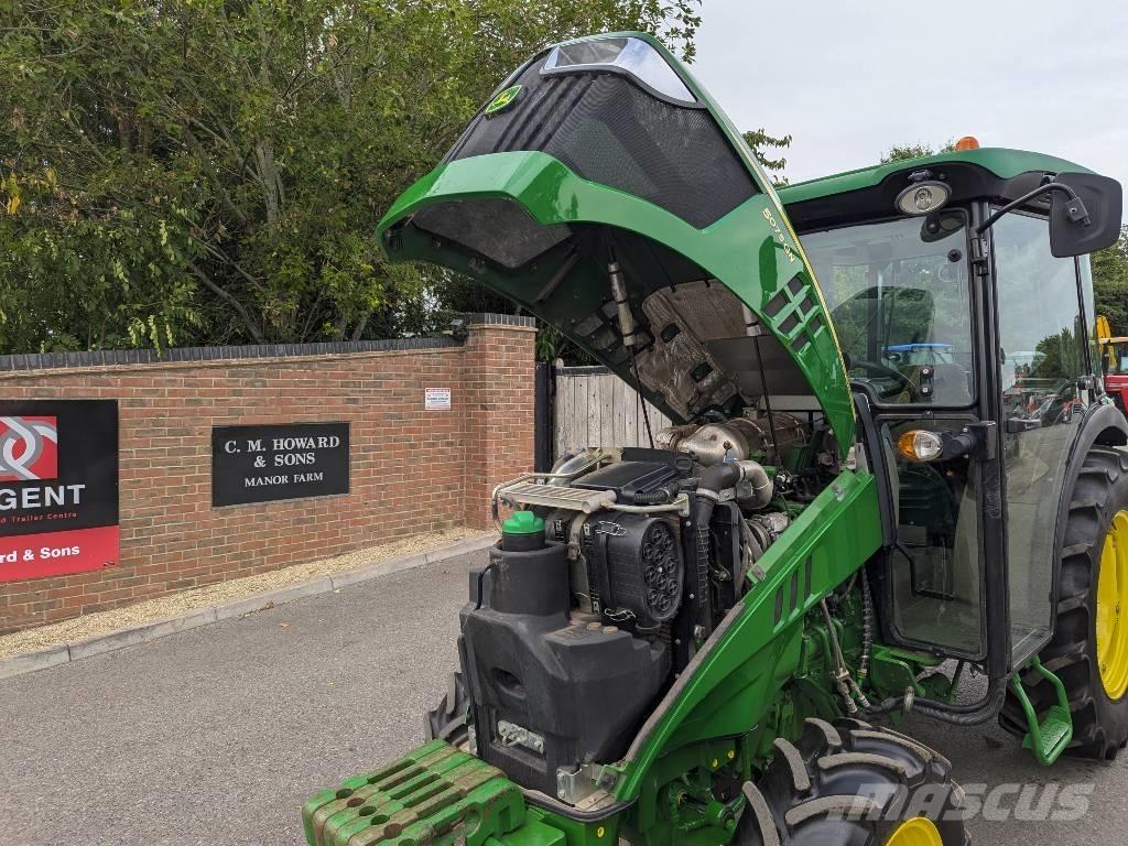 John Deere 5075GN Tractors