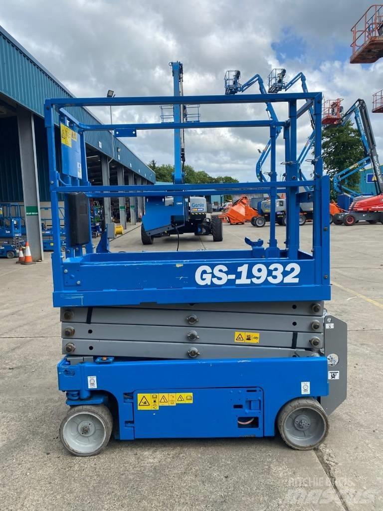 Genie GS 1932 Scissor lifts
