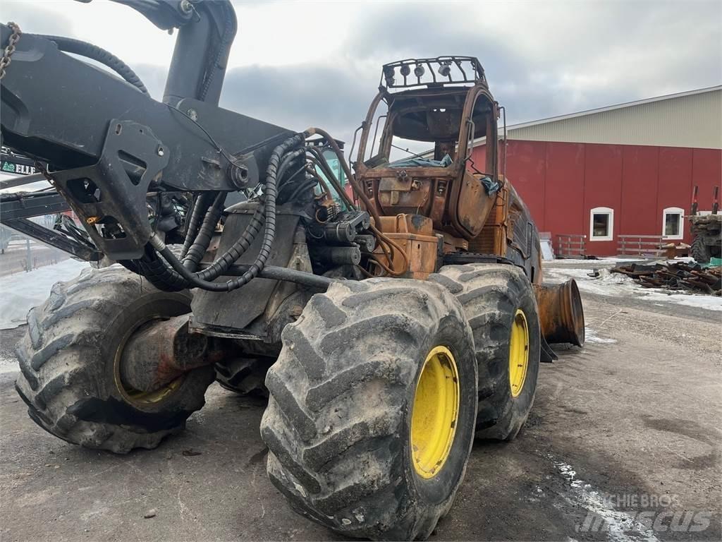 John Deere 1470E Harvesters