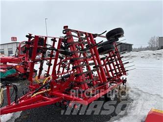 VM 6000 Harrows