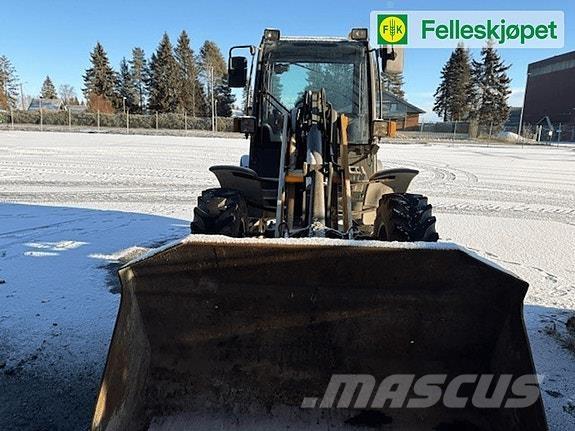  850 Skid steer loaders