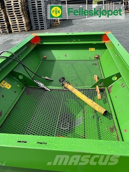 Amazone ZA-X Mineral spreaders