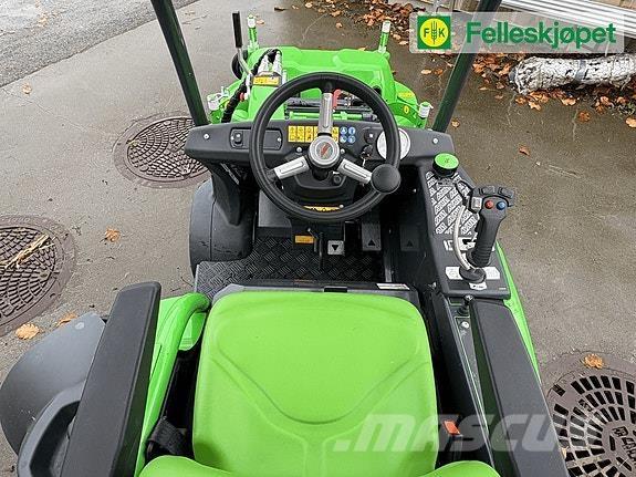 Avant 220 Skid steer loaders