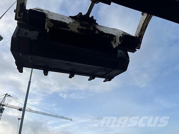 Bobcat 543B Skid steer loaders