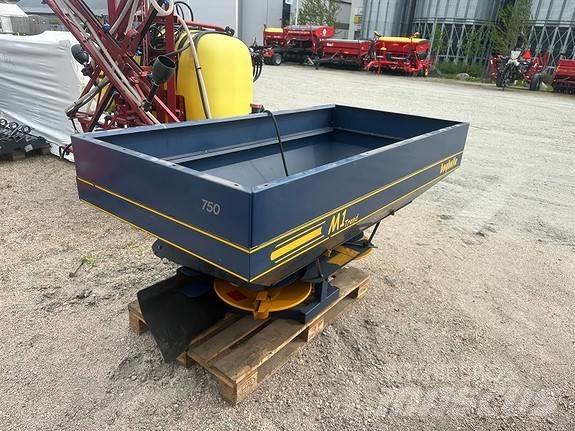 Bogballe M1 Mineral spreaders