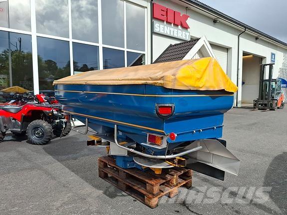 Bogballe M2W QZ Mineral spreaders