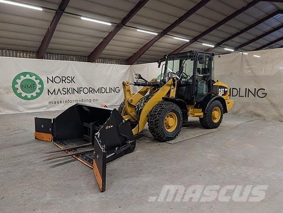 CAT 906 Wheel loaders