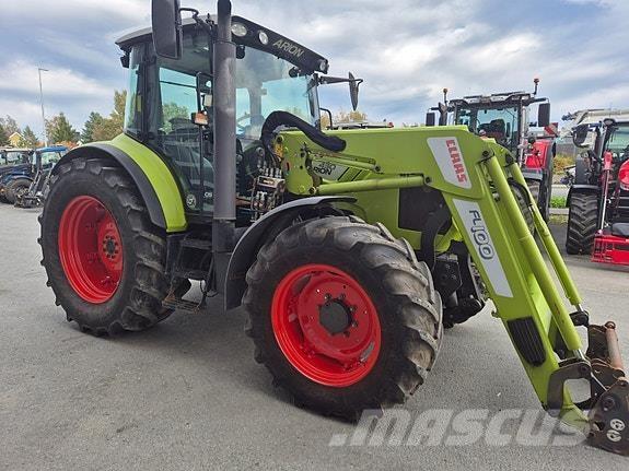 CLAAS 8690 Tractors