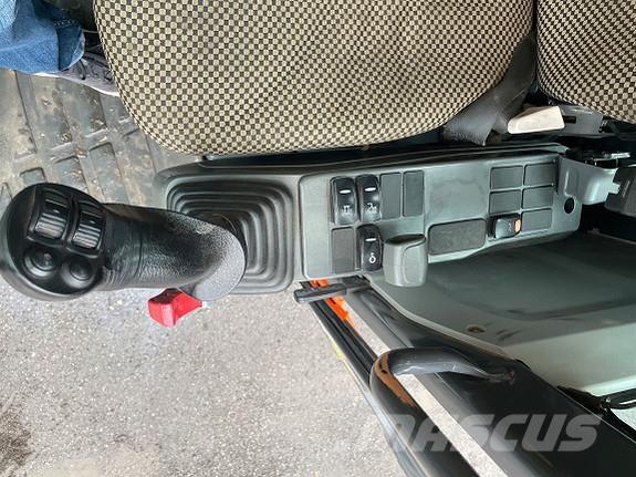 Doosan DX235LC-5 Crawler excavators