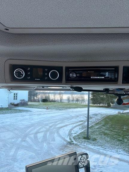 Fendt 516 VARIO Tractors