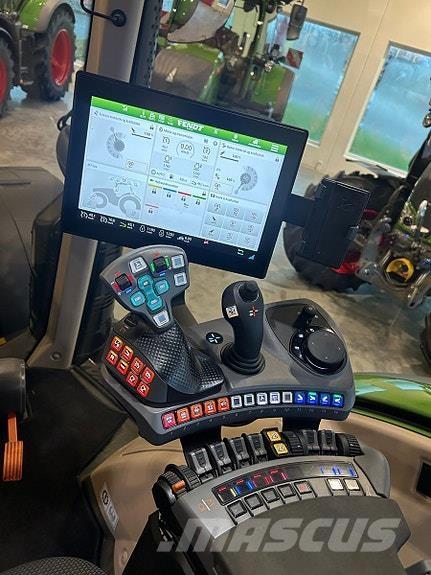 Fendt 722 VARIO Tractors