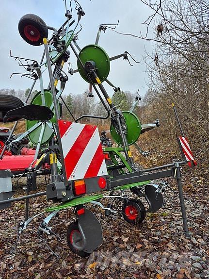 Fendt 770 Lotus Windrowers
