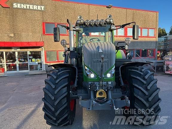 Fendt 828 Tractors