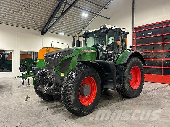 Fendt 942 VARIO Tractors