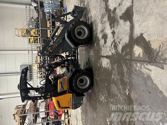 GiANT G2500HD+ Skid steer loaders