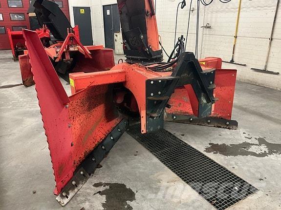 Globus GS 235 Snow throwers