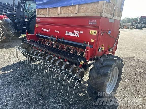 Junkkari KH 2500 Manure spreaders