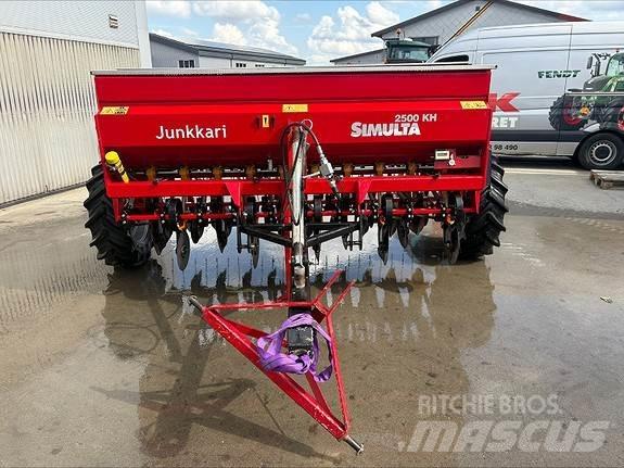 Junkkari KH 2500 Manure spreaders