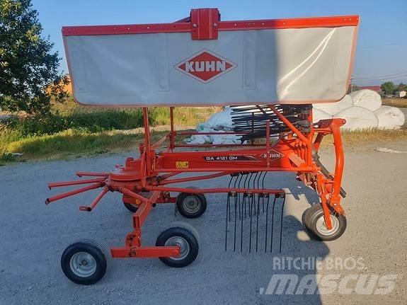 Kuhn GA 4121 GM Windrowers