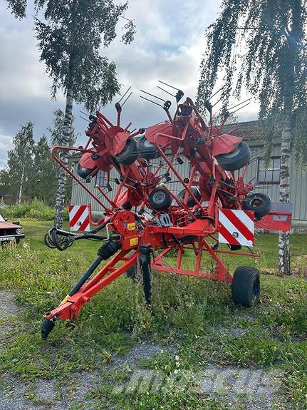 Kuhn GA10802T Windrowers