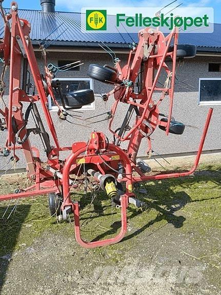 Kverneland 8480 Windrowers