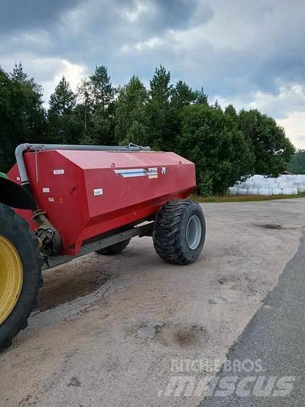 Moi GB-8 Mineral spreaders