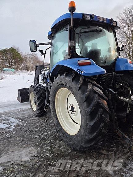 New Holland T6020 Tractors