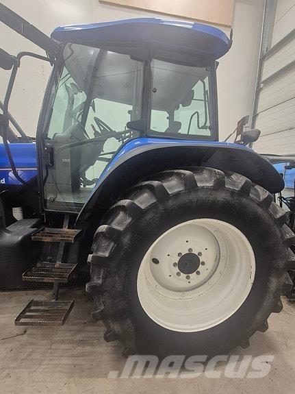 New Holland TM140 Tractors