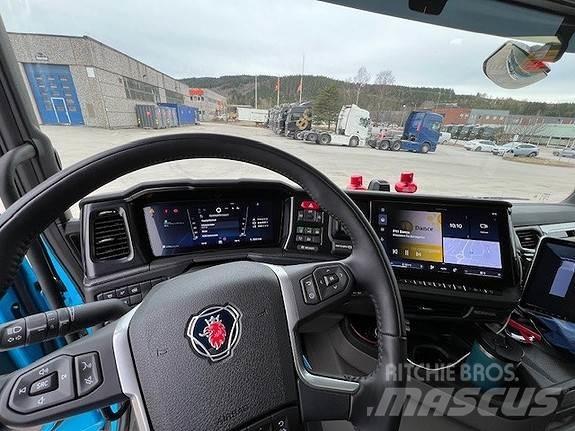 Scania G420B4X2NB Box body trucks