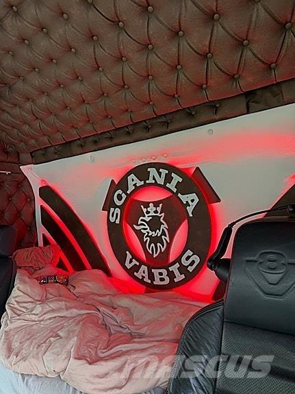 Scania R580 Tractor Units