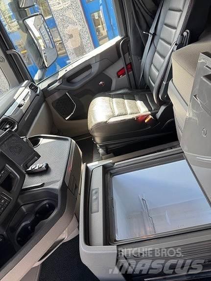 Scania R580LB6X4Nb Cable lift demountable trucks